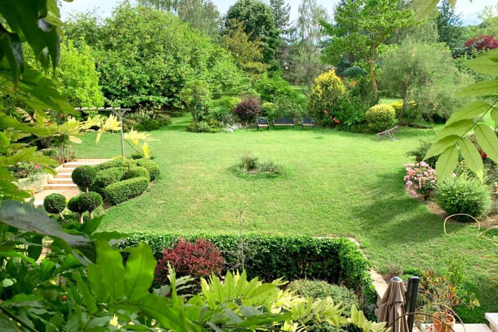 Beautiful Country House Located 50Min From Paris Eiffel Tour - Demeure D'Exception A 50Min De Paris Tour Eiffel Hodent Kültér fotó